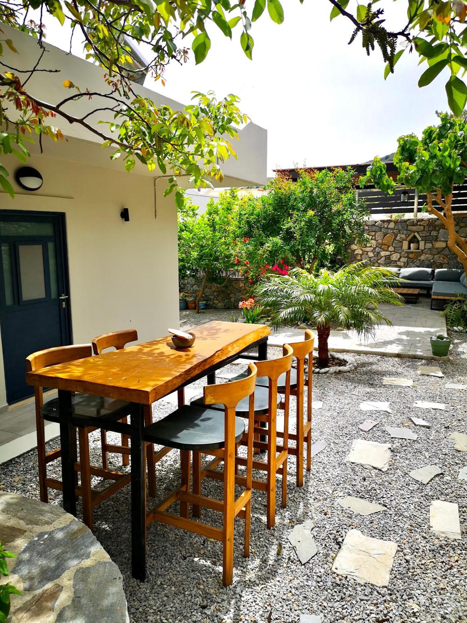 Spacious Maistrali Villa, Private Pool & Garden โรดาคิโน ภายนอก รูปภาพ